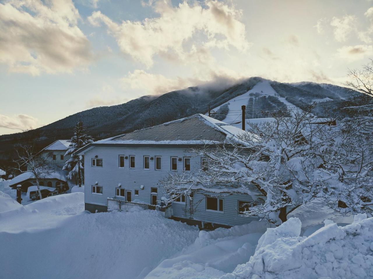 Raicho Lodge Madarao Iiyama Exterior photo